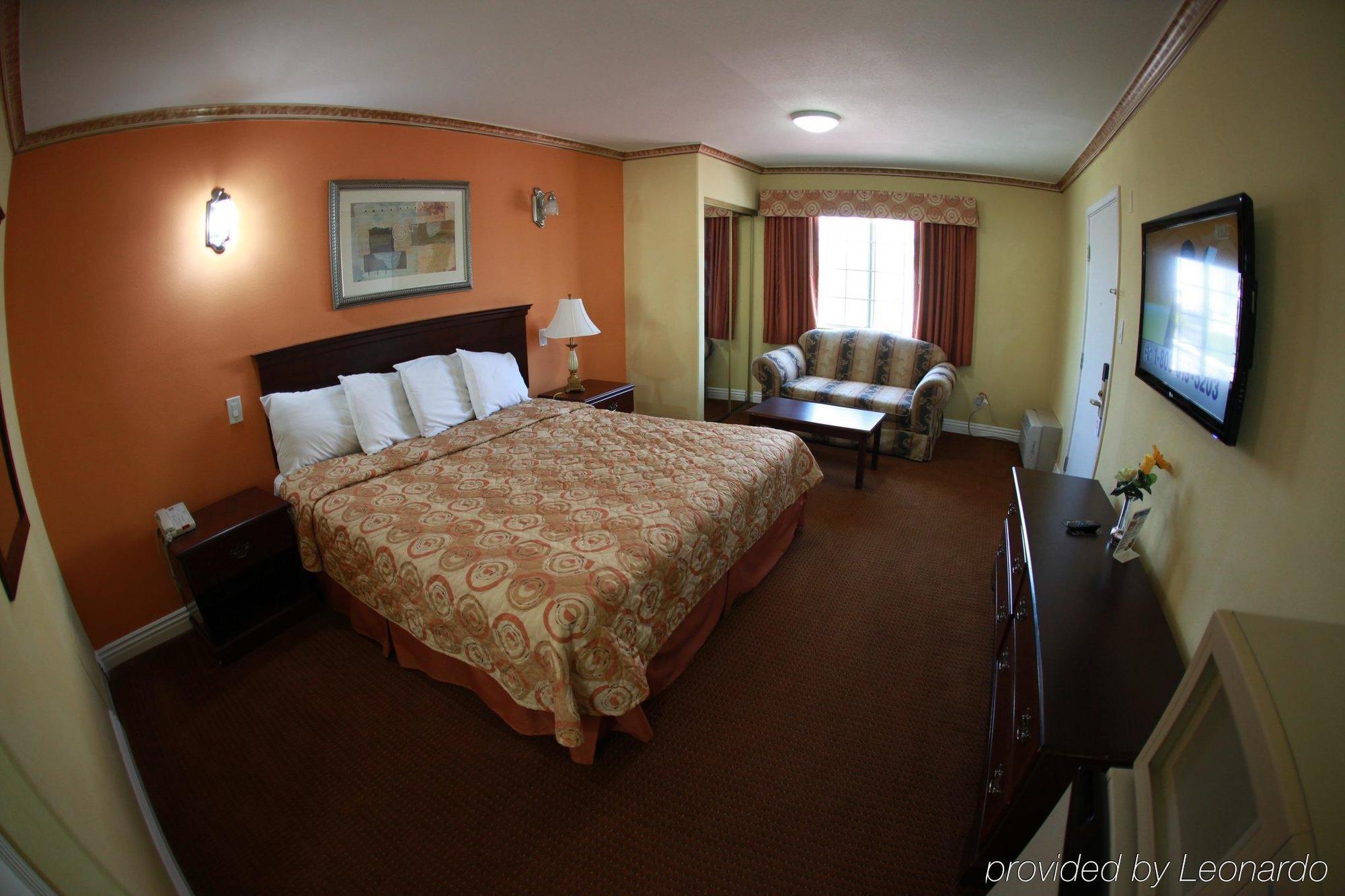 Glen Capri Inn And Suites - Burbank Universal Глендейл Экстерьер фото